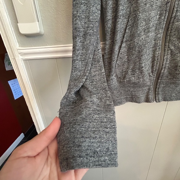 Nike women’s UFO ducks zip up sweater - Picture 5 of 9